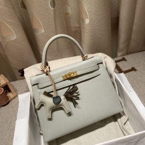 hermes kelly 25cm 凯莉包 山羊皮Chevre 拼色 80珍珠灰没拼L3玫瑰紫 金扣(爱马仕凯莉包哪个颜色好看)