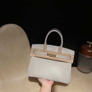 hermes birkin 30cm 铂金包 南非KK鸵鸟皮ostrich 4Z 海鸥灰 金扣(爱马仕鸵鸟皮kelly25包包什么价)