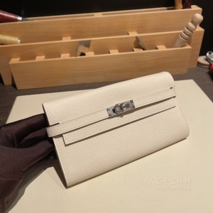 hermes kelly wallet 凯莉长款钱包 epsom皮 10奶昔白 银扣(hermes凯莉包包价格) 上身图