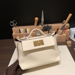 hermes kelly 2424 mini evercolor皮拼swift皮 i2奶油白内拼 2S芝麻色 金扣(hermes pop mini)