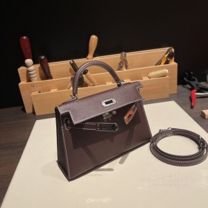 hermes mini kelly 19cm 二代 epsom皮 马蹄定制 0G马鞍红走白色线 银扣(hermes mini kelly二代价格)