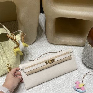 hermes kelly cut 31cm 凯莉手包晚妆包 epsom皮 10奶昔白 金扣 图片