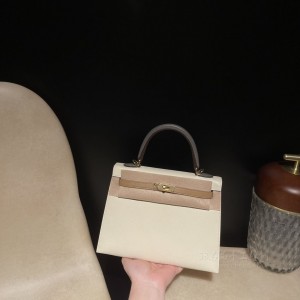 hermes kelly 25cm 凯莉包 epsom皮 i2奶油白拼0M玛萨拉茶色拼0L积雨云灰(爱马仕凯莉包是什么材质)