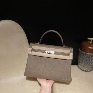 hermes kelly 32cm 凯莉包 TC Clemence皮 18大象灰 银扣(凯莉包白色还是大象灰好看)