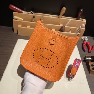 hermes Evelyne mini 16cm 伊芙琳TC Clemence皮 93橙色 银扣(爱马仕伊芙琳包 刻在哪里)