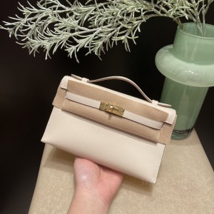 hermes mini kelly Pochette 21cm 一代 swift皮 10奶昔白 金扣 细节图