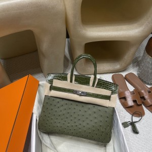 hermes birkin Touch 25cm 鸵鸟皮ostrich拼美洲鳄鱼 丛林绿 银扣(爱马仕鸵鸟皮贵还是鳄鱼皮贵)