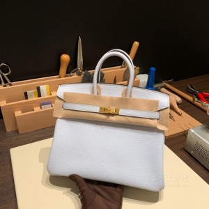 hermes birkin 25cm 铂金包 togo皮 雾霾蓝 银扣(爱马仕铂金包金扣好还是银扣好)