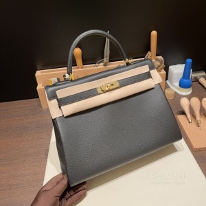 hermes kelly 32cm 凯莉包 togo皮 89黑色 金扣(爱马仕凯莉包有几种皮质)