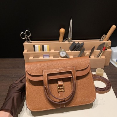 hermes Halzan 25cm 福宝马鞍皮Barenia faubourg 37金棕 金扣(福宝马鞍皮和<strong>togo</strong>皮哪个好)