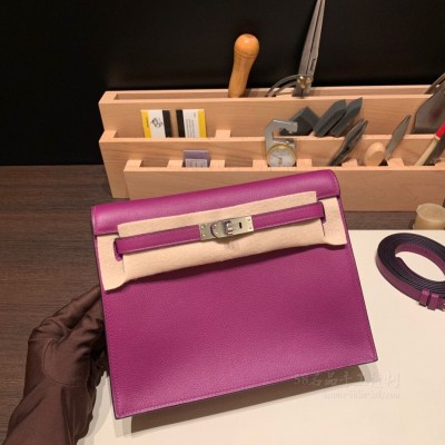 hermes kelly Danse 跳舞包 <strong>Evercolor</strong>皮 P9海葵紫 银扣(爱马仕紫色kelly包包)
