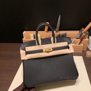 hermes birkin 25cm 铂金包 togo皮 89黑色 金扣(hermes铂金包包)