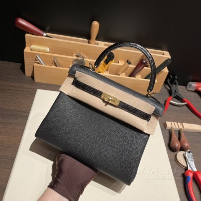 hermes kelly touch 25凯莉 <strong>togo</strong>皮拼Lizard蜥蜴皮 黑金(hermes凯莉包包价格) 上身图