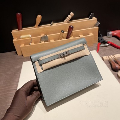 hermes kelly Danse 跳舞包 <strong>Evercolor</strong>皮 杏仁绿 银扣(跳舞包 爱马仕)