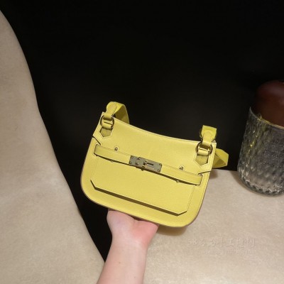 hermes jypsiere mini 23cm 吉普赛 <strong>Evercolor</strong>皮 9R柠檬黄 金扣(hermes 吉普赛尺寸)