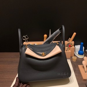 hermes Lindy 30cm 琳迪 TC Clemence皮 89黑色金扣(爱马仕琳迪26包官网价格)