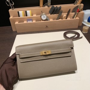 hermes kelly to go epsom皮 18大象灰 金扣 上身图