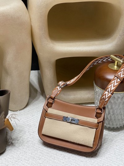 hermes jypsiere mini 23cm 吉普赛 <strong>Swift</strong>皮 37金棕 银扣(爱马仕吉普赛公价)