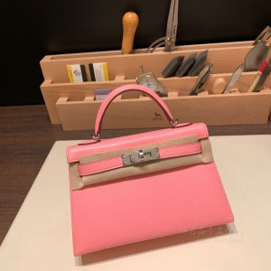 hermes mini kelly 19cm 二代 山羊皮Chevre 1Q奶昔粉(爱马仕山羊皮特点)