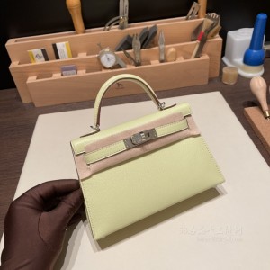 hermes mini kelly 19cm 二代 山羊皮Chevre 9嫩芽黄 银扣(爱马仕herbag羊切皮)