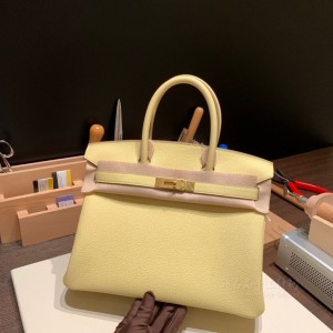 hermes birkin 30cm 铂金包 togo皮 1Z小鸡黄金扣(hermes铂金包都有什么尺寸)