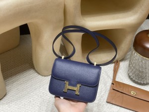 hermes Constance mini 14cm 康康 空姐包 epsom皮 73宝石蓝 金扣(爱马仕空姐包尺寸对比)