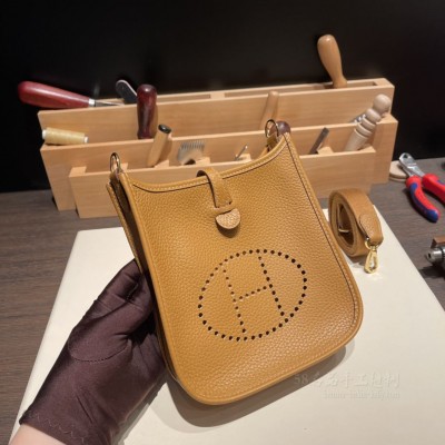hermes Evelyne mini 16cm 伊芙琳TC Clemence皮 2S芝麻色 金扣(爱马仕伊芙琳mini)