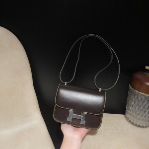 hermes Constance 19cm 康康 空姐包 box皮 康康 47巧克力色内拼9D琥珀黄 银扣