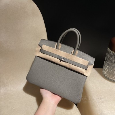 hermes birkin 25cm 铂金包 <strong>togo</strong>皮 8F锡器灰内拼09梦幻粉紫 银扣 马蹄印(爱马仕birkin铂金包)