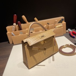 hermes mini kelly 19cm 二代 Alligator美洲鳄鱼皮 2H 牛皮纸色(爱马仕kelly一代鳄鱼皮价钱)