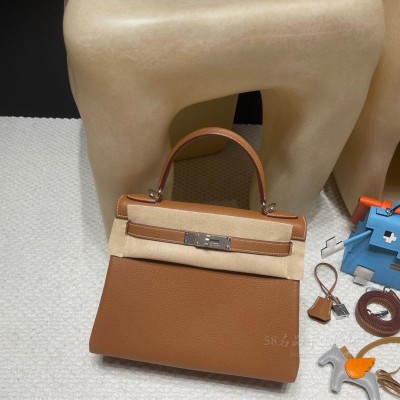 hermes kelly 28cm 凯莉包 <strong>togo</strong>皮 37金棕色 银扣(hermes 凯莉包价格)