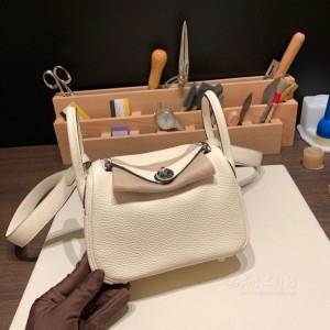 hermes Lindy mini 琳迪 TC Clemence皮 i2奶油白nata 银扣(爱马仕琳迪26上身图)