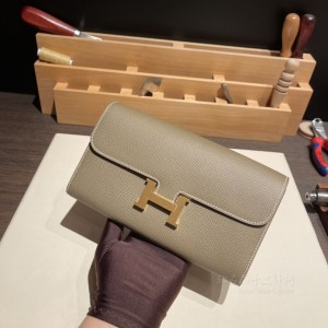 hermes Constance wallet 康康长夹钱包epsom皮皮 18大象灰 金扣(爱马仕康康包里面哪种皮贵) 上身图