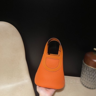 hermes In the loop 猪鼻子菜篮子 TC Clemence皮拼<strong>Swift</strong>皮  93橙色 上身图