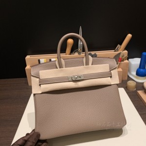 hermes birkin 25cm 铂金包 togo皮 18大象灰 银扣(爱马仕大象灰金扣好看还是银扣好看)