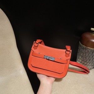 hermes jypsiere mini 23cm 吉普赛 evercolor皮 9J 火焰橙 银扣(爱马仕吉普赛31)