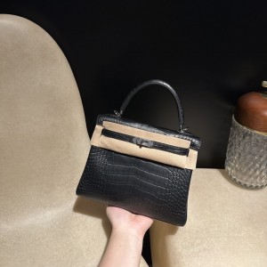 hermes kelly 25cm 凯莉包 Alligator美洲鳄鱼皮 Matte雾面 方块 89黑色 银扣(hermes 凯莉包价格)