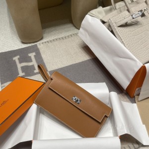 hermes kelly pocket long 长钱包 madame 皮 37金棕 银扣(hermes paris made in france 钱包) 细节图