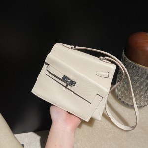 hermes kelly desordre 双面凯莉 epsom皮 10奶昔白 银扣 尺寸