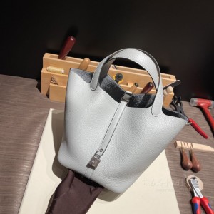 hermes picotin Lock 22cm 菜篮子 08 圣杯蓝 银扣(爱马仕菜篮子18和22的区别)