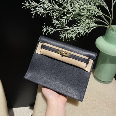 hermes kelly Danse 跳舞包 <strong>Evercolor</strong>皮 2Z午夜蓝 金扣(爱马仕午夜蓝图片)