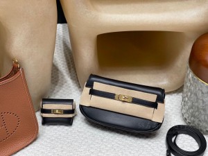 hermes kelly moove 凯莉汤圆包 swift皮 小背包89黑色 金扣(爱马仕凯莉小包) 尺寸