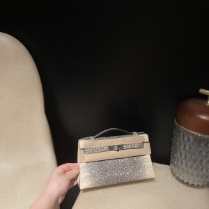 hermes mini kelly Pochette 21cm 一代 lizard蜥蜴皮 1B雪花自然色 银扣3(爱马仕蜥蜴皮 mini kelly) 官网