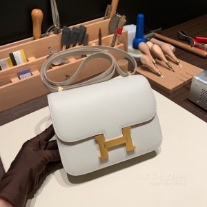 hermes Constance 19cm 康康 空姐包 swift皮 80珍珠灰 金扣(爱马仕空姐包哪个颜色好看)