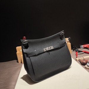 hermes jypsiere 28cm 吉普赛 TC Clemence皮 89黑色 银扣(爱马仕吉普赛包哪个色最火)