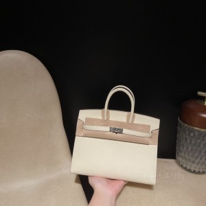 hermes birkin 25cm 铂金包 epsom皮 外缝 i2奶油白 银扣(hermes铂金包黑金价格)