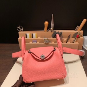 hermes Lindy mini 琳迪 TC Clemence皮 1Q奶昔粉 配银扣(爱马仕琳迪包用的什么皮)