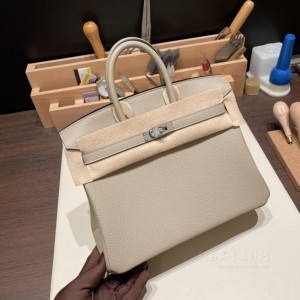 hermes birkin 25cm 铂金包 togo皮 81斑鸠灰 银扣(爱马仕铂金包的皮质区别)