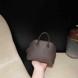 hermes bolide mini 18cm 保龄球 山羊皮Chevre 47巧克力色银扣(爱马仕保龄球包的刻印在哪里)