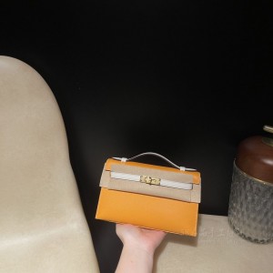 hermes mini kelly Pochette 21cm 一代 epsom皮 9V太阳黄拼10奶昔白 金扣(hermes kelly danse) 官网